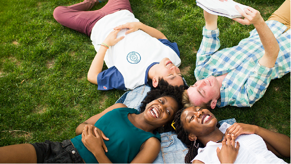 emory students enjoying a positive campus life experience  